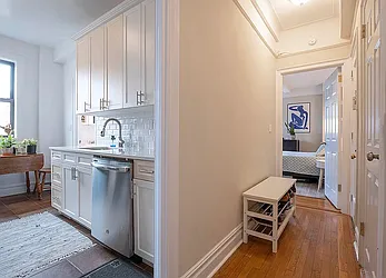 Rented by Rita S Citrin, LREB