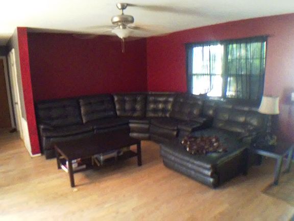 2nd image of 943 Dumont Dr