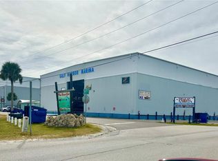 100 Circuit Rd #N-110, Nokomis, FL 34275