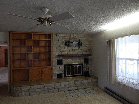 4th image of 214 Las Lomas Ct