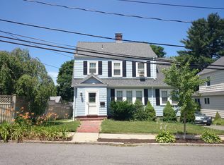19 Martin St, West Roxbury, MA 02132