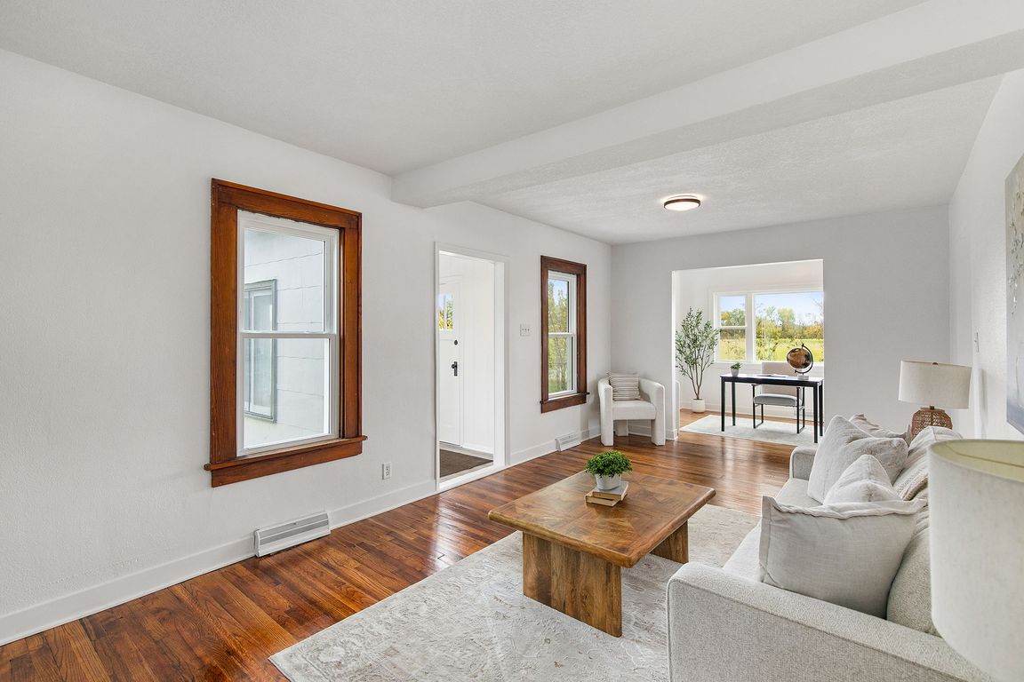 next background image