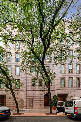 Rented by MNS | media 30