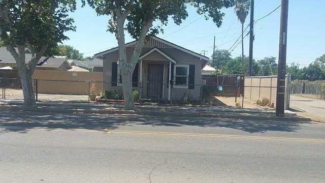 2nd image of 1244 S Orange Ave
