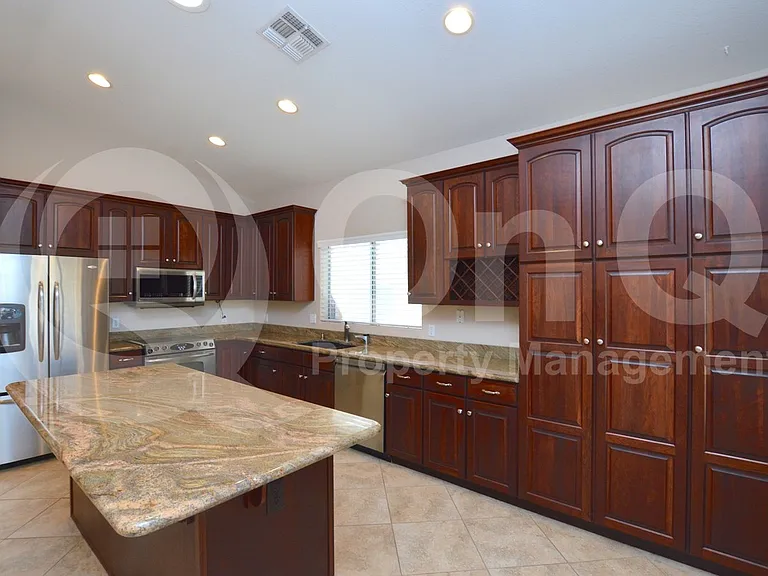 4734 E Charleston Ave — Photo 3