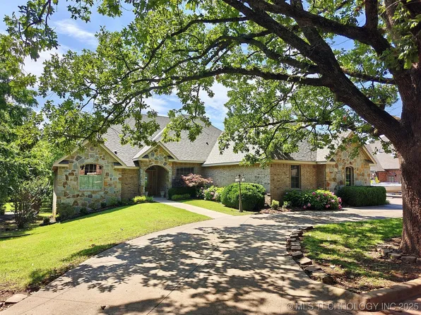 508 Forest Ridge Dr, Tahlequah, OK 74464