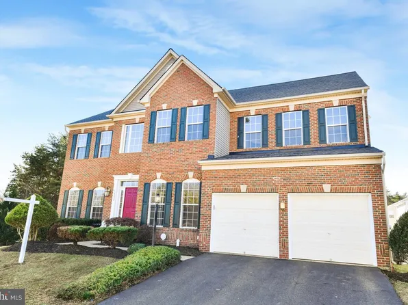 12027 Paper Birch Ln, Gainesville, VA 20155