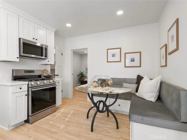267 Olive St — Photo 3