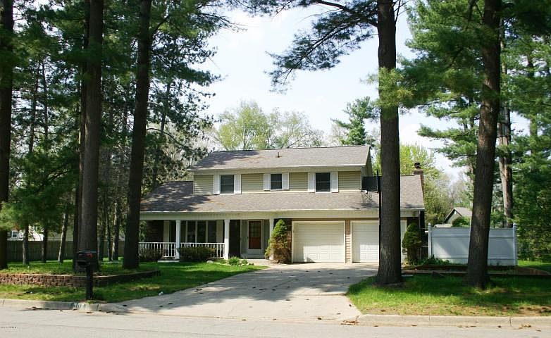 1st image of 307 Point O Woods Dr
