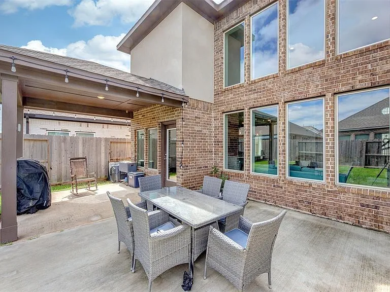 11730 Twin Creeks Hill Dr — Photo 29