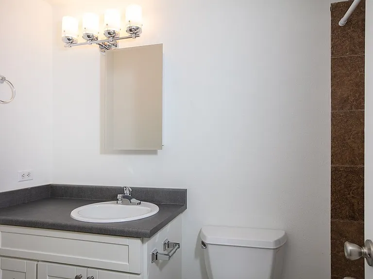 Pacific Ridge Apartments — Photo 23