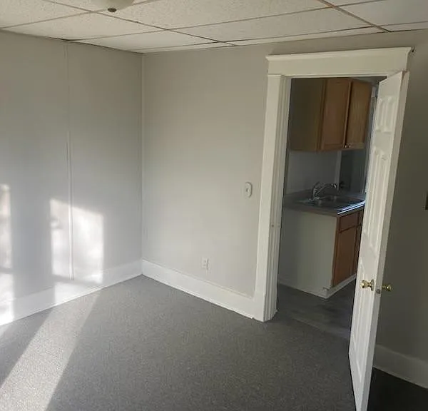 905 Portland Ave — Photo 7