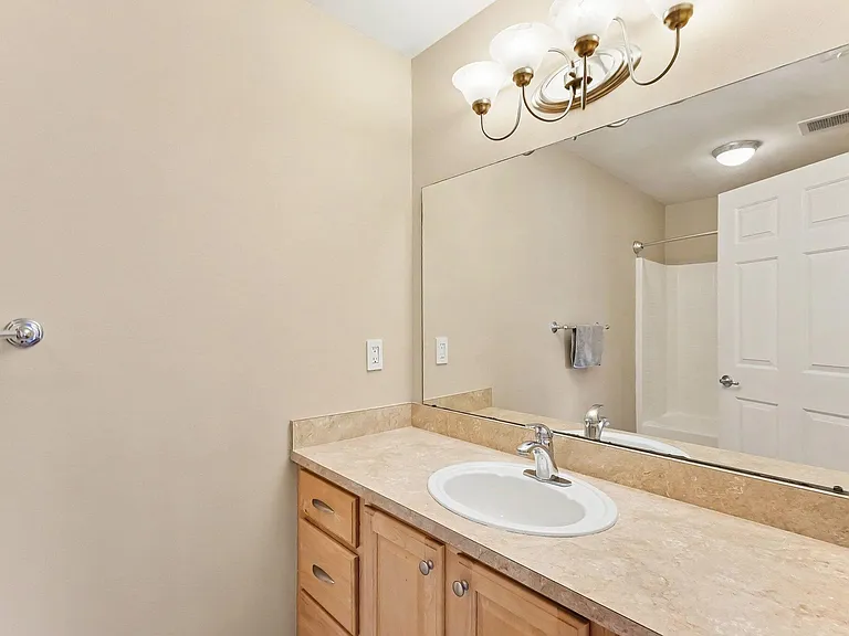 28469 Carlton Way Dr — Photo 8