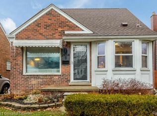 24114 Notre Dame St, Dearborn, MI 48124