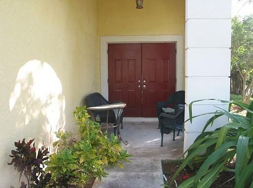 3rd image of 334 NW 1st Ave
