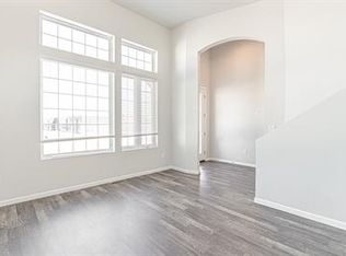 503 33rd Way E UNIT C, West Fargo, ND 58078