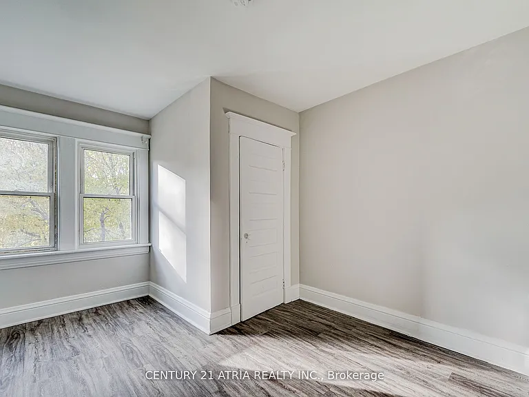 397 Parkside Dr — Photo 19