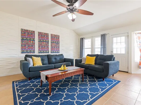 1604 Southcreek Dr, Leander, TX 78641