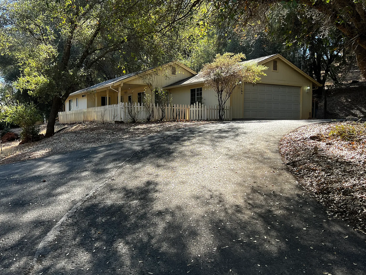 2 bed, 1250 sqft, $2,350 — Photo 1