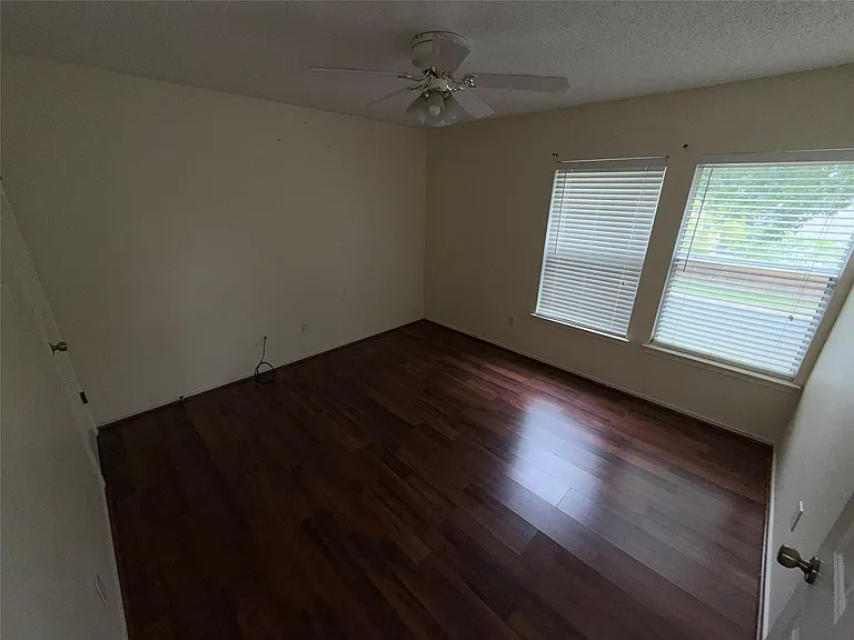 1704 Matagorda Dr — Photo 16