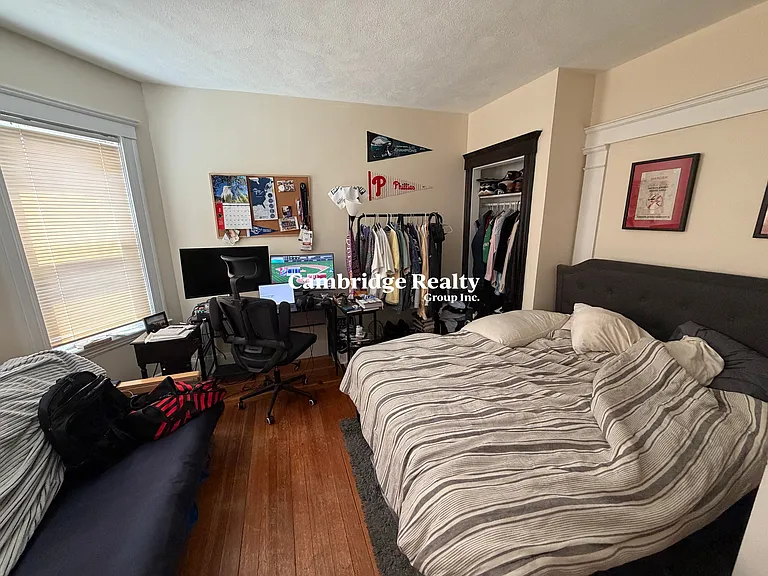 11 Ashland St #1 — Photo 9