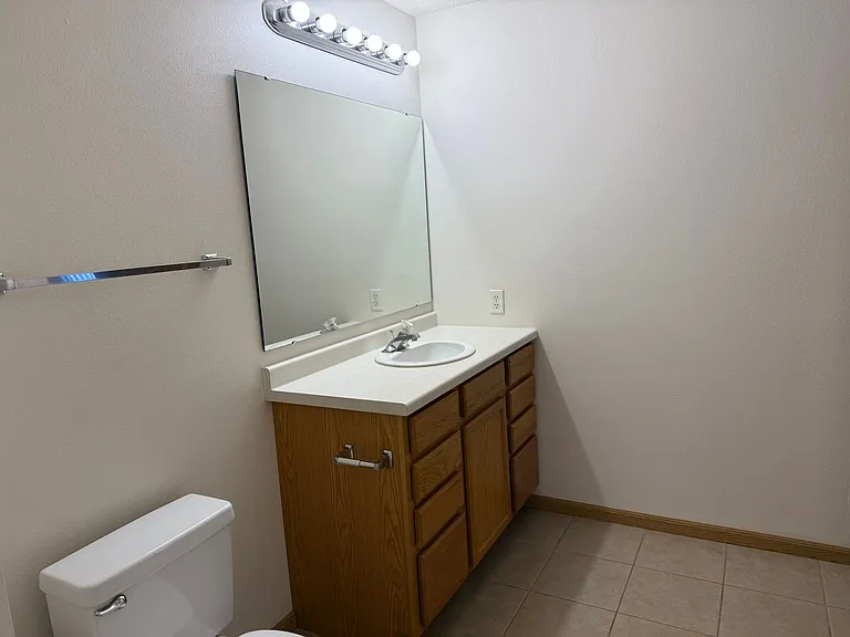 Pointe West II — Photo 17