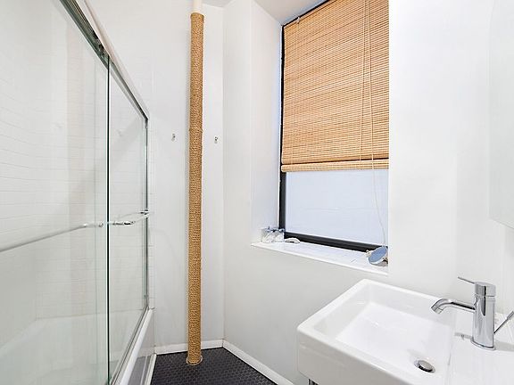 4th image of 323 E 8th St APT 1D