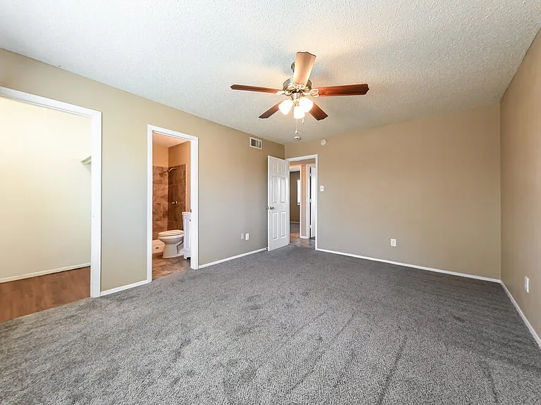 1522 Sunset Ln — Photo 10