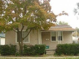 8196 Fenton St, Dearborn Heights, MI 48127