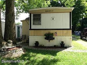 260 Hungerford St Front View