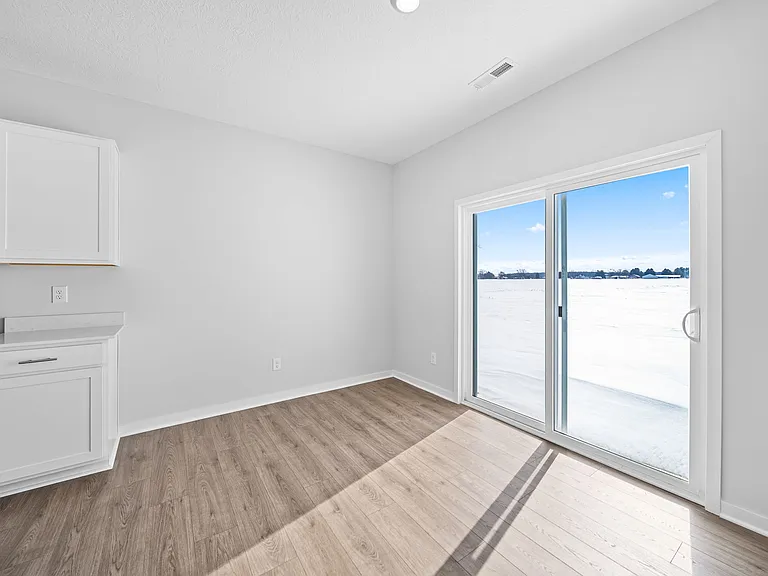 511 Darliene Dr — Photo 28