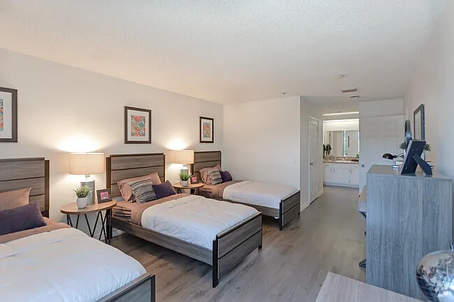 Westwood Executive House — Photo 22
