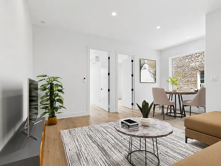 408 Hawthorne St #4D — Photo 1