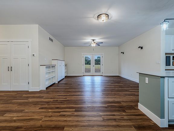 4th image of 3935 W Destiny Dr