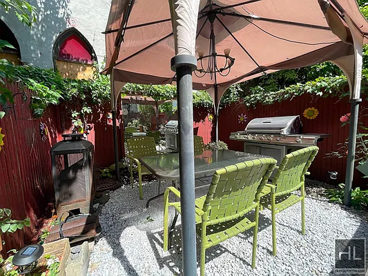 Rented by Highline Residential | media 2