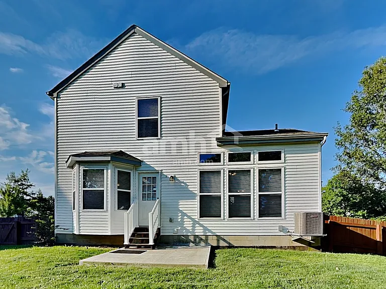 2274 Farmland Dr — Photo 21