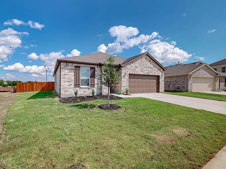 353 Princewood Dr — Photo 38