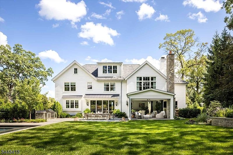 1st image of 251 OAK RIDGE AVENUE