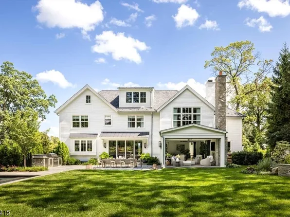 251 OAK RIDGE AVENUE, Summit City, NJ 07901