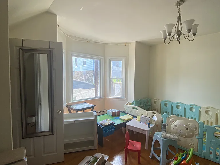 230 Washington St #2 — Photo 7