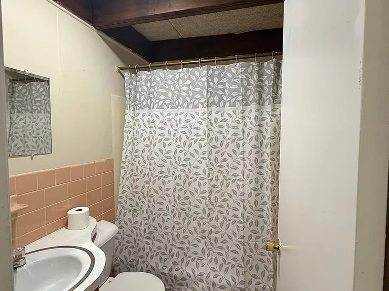 224 W Main St — Photo 5