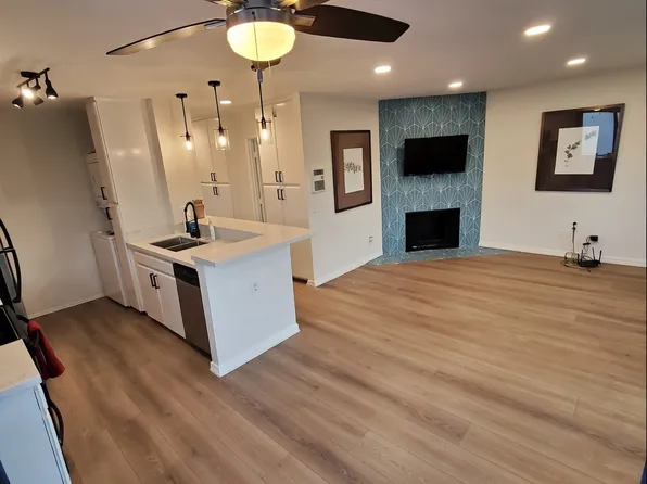 2138 Garnet Ave, San Diego, CA 92109