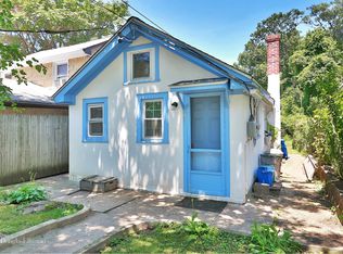 27 Inwood Pl, New Rochelle, NY 10801