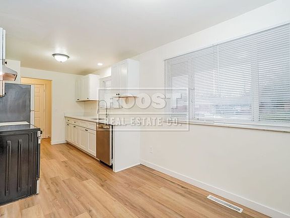 4th image of 6311 Brauning Dr