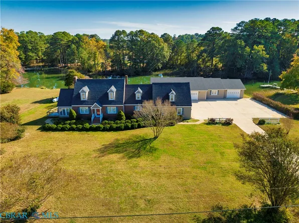 364 Millers Ln, Susan, VA 23163