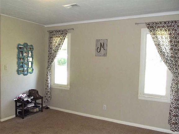 2nd image of 3202 S Millwood Ave