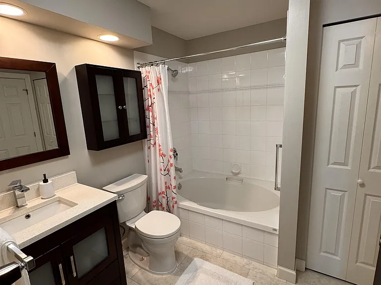 2985 Princess Cres #318 — Photo 16