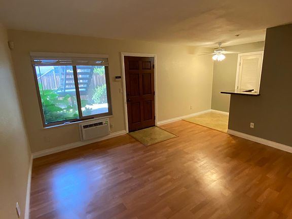3rd image of 4244 Cherokee Ave APT 2