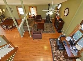 17575 Old Jamestown Rd, Florissant, MO 63034