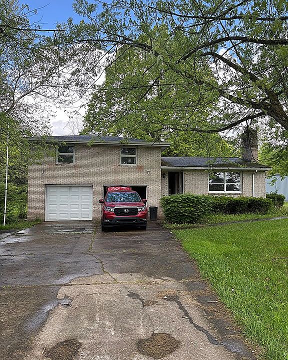 1st image of 37670 Miller Rd